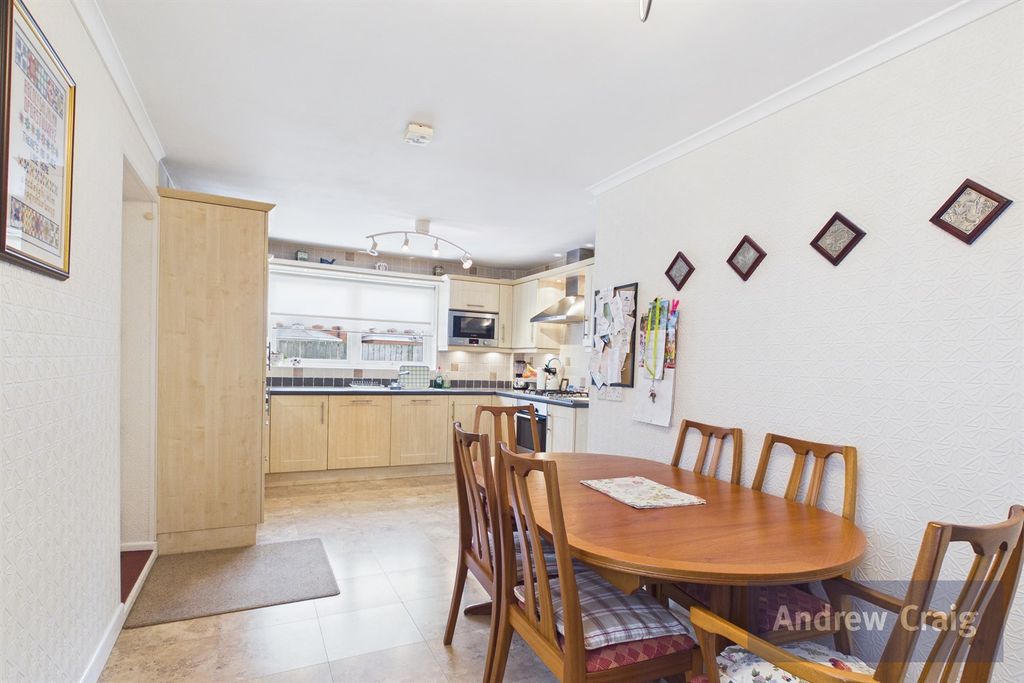 Property photo 3 of 21 Kitchen Diner