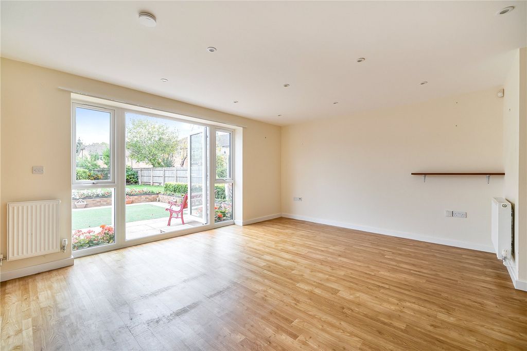 Property photo 2 of 20 Reception Room