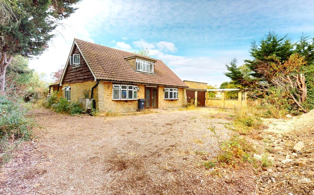 Property photo 1 of 29