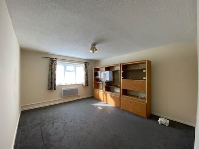 Property photo 2 of 7 Reception