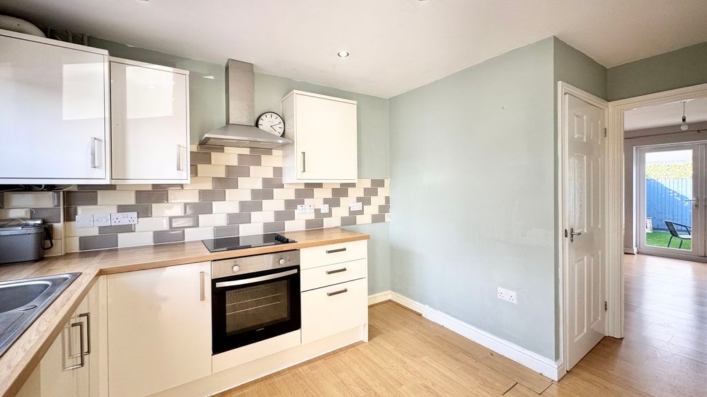 Property photo 2 of 10 Photo 13