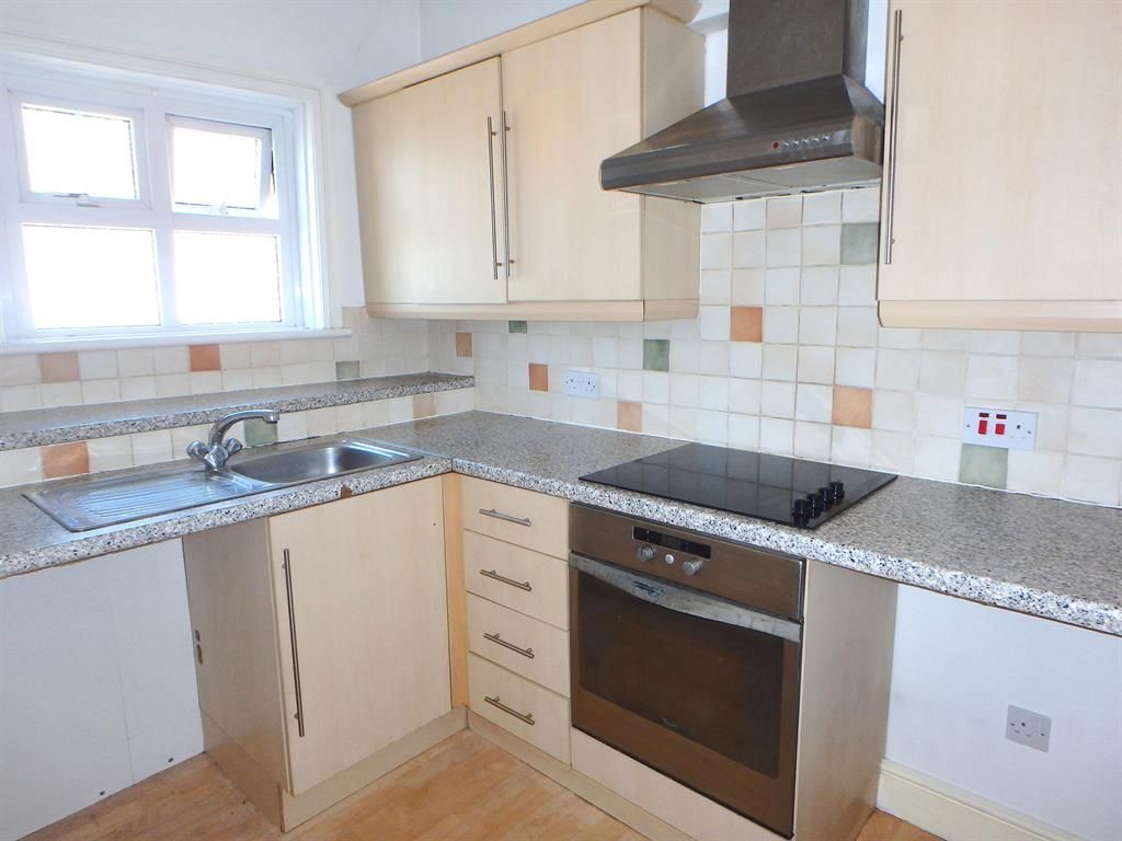 Property photo 3 of 5 Kitchen