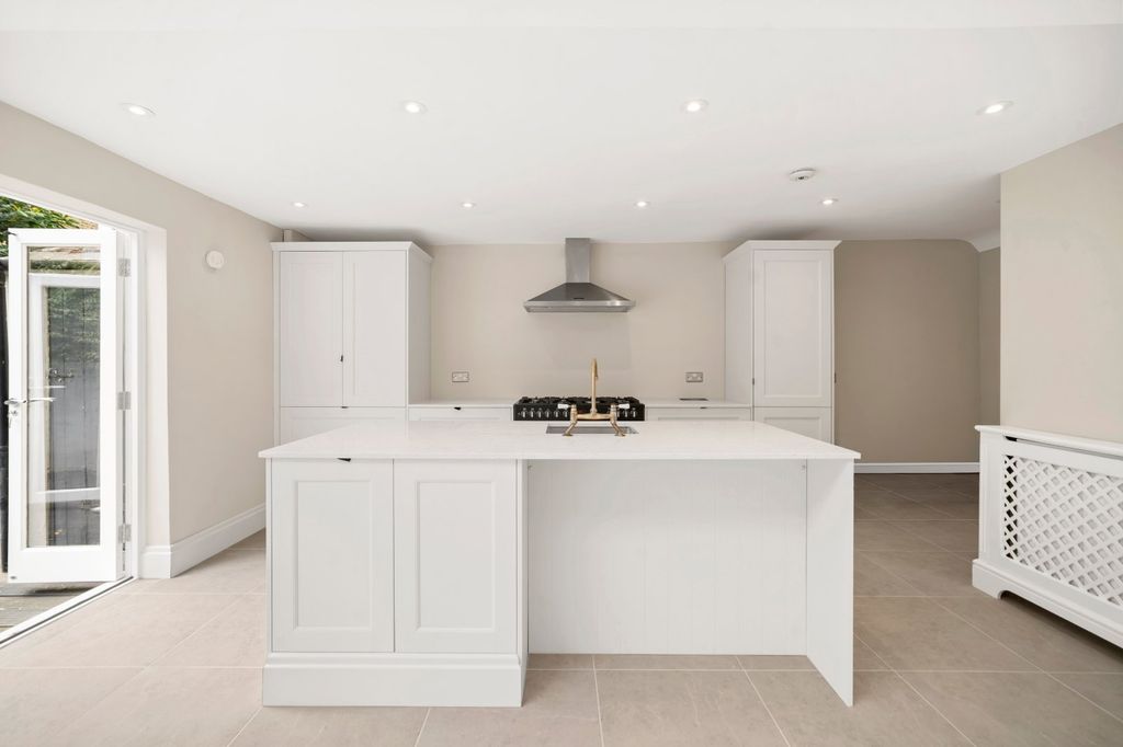 Property photo 1 of 12 Kitchen