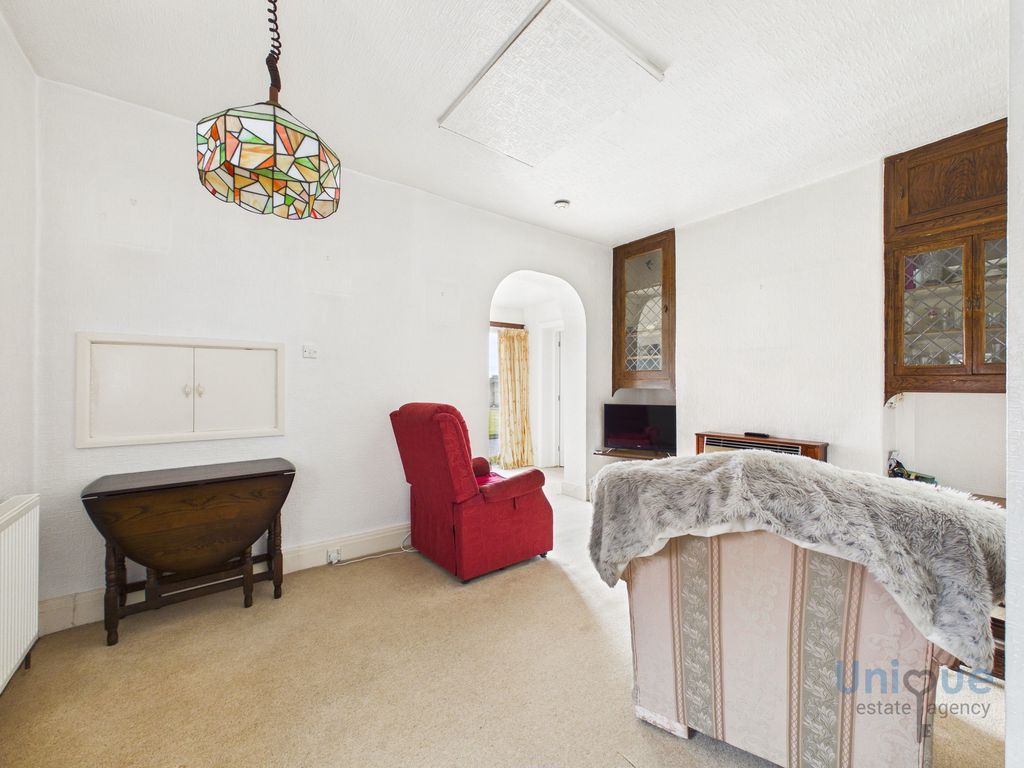 Additional image 4 of 3 bed flat for saleVictoria Road East, Thornton-Cleveleys FY5