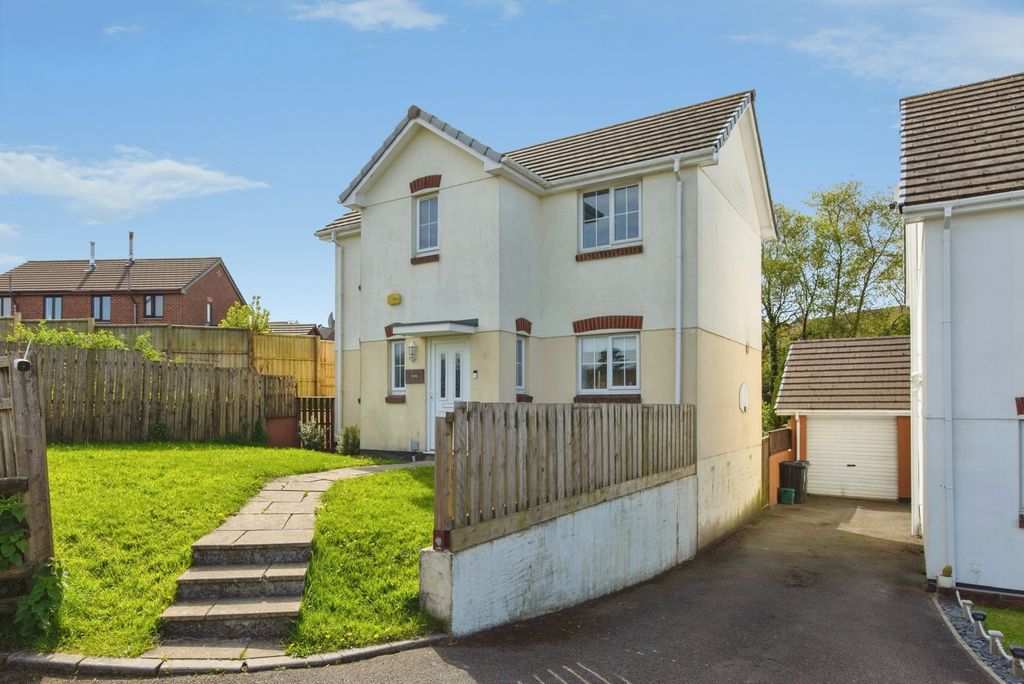 Property photo 1 of 20 Pbox-Img.Jpg