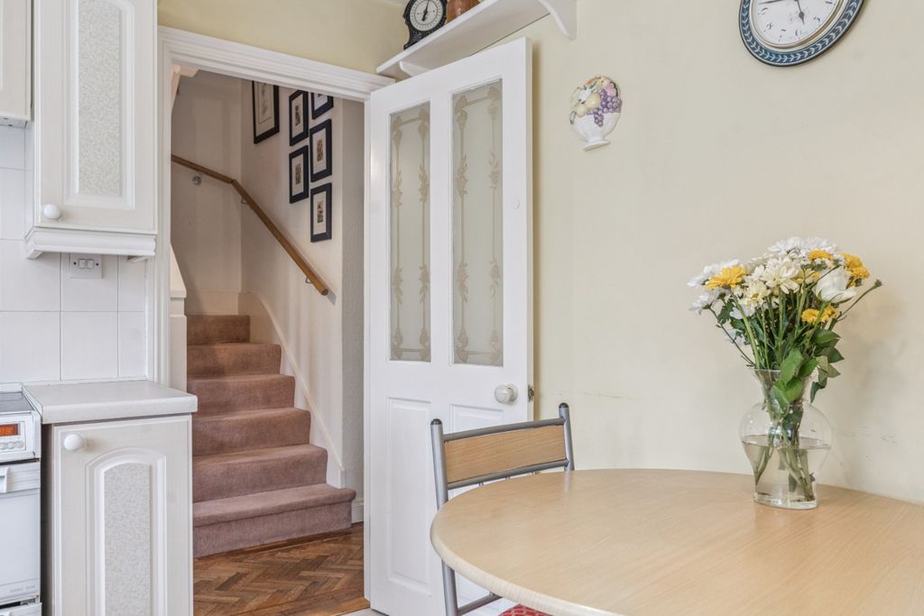 Property photo 2 of 36 3954905
