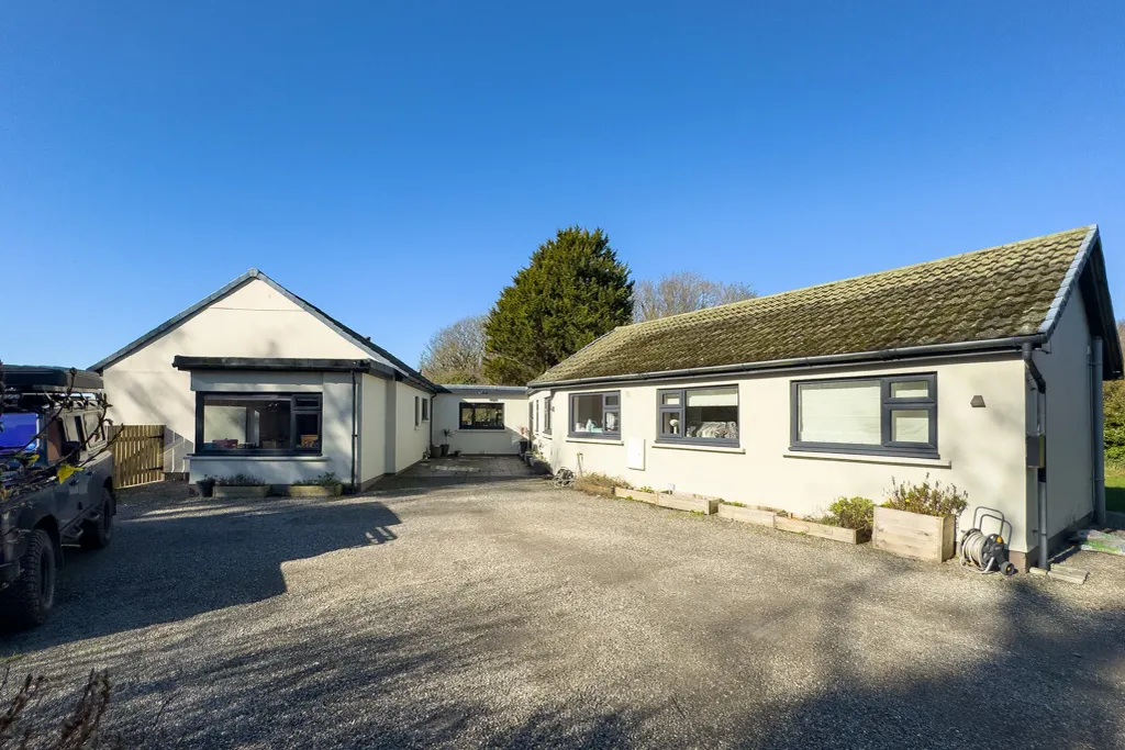 Property photo 1 of 38