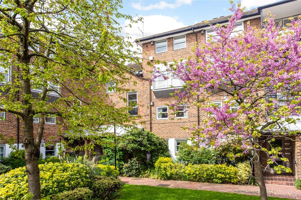 Property photo 1 of 16 69902_Thorney Cresce