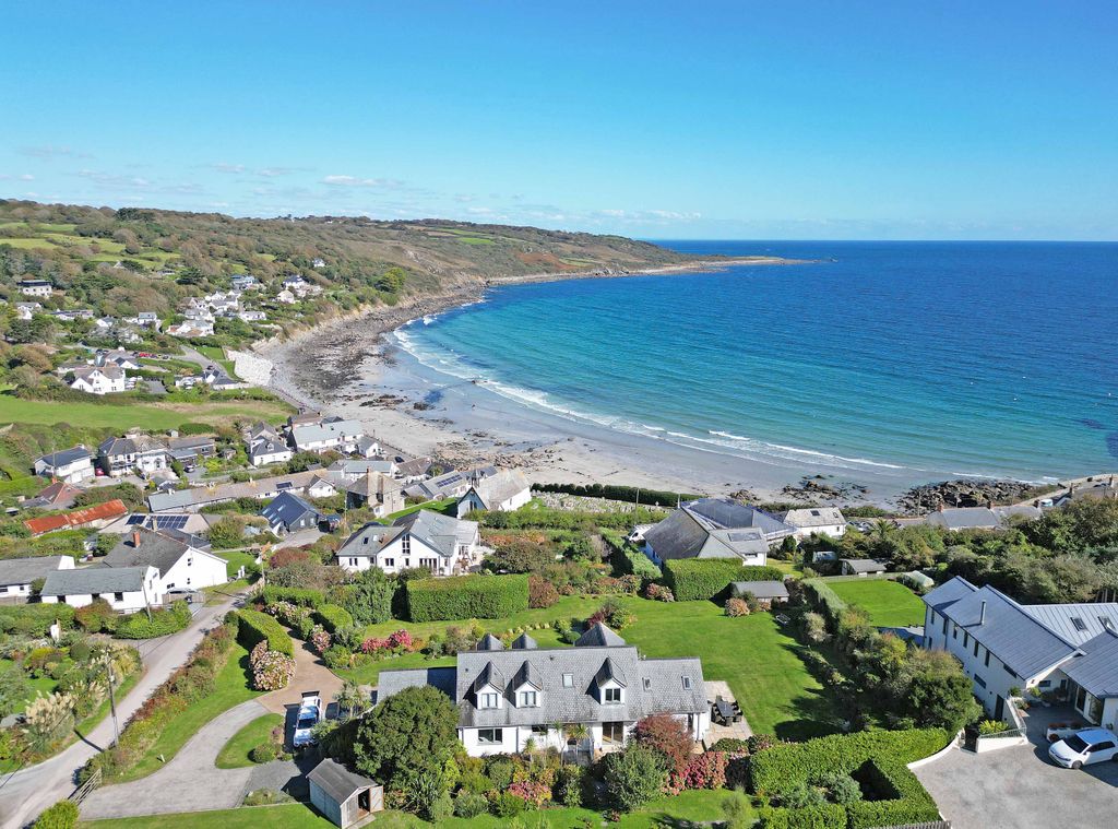 Property photo 3 of 20 Photo 3