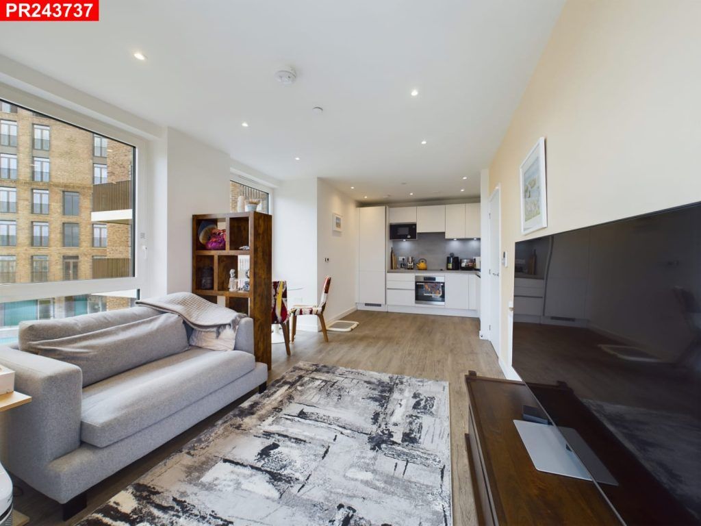 Property photo 1 of 11