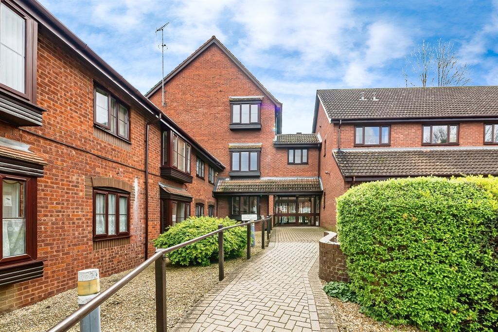 Property photo 1 of 14