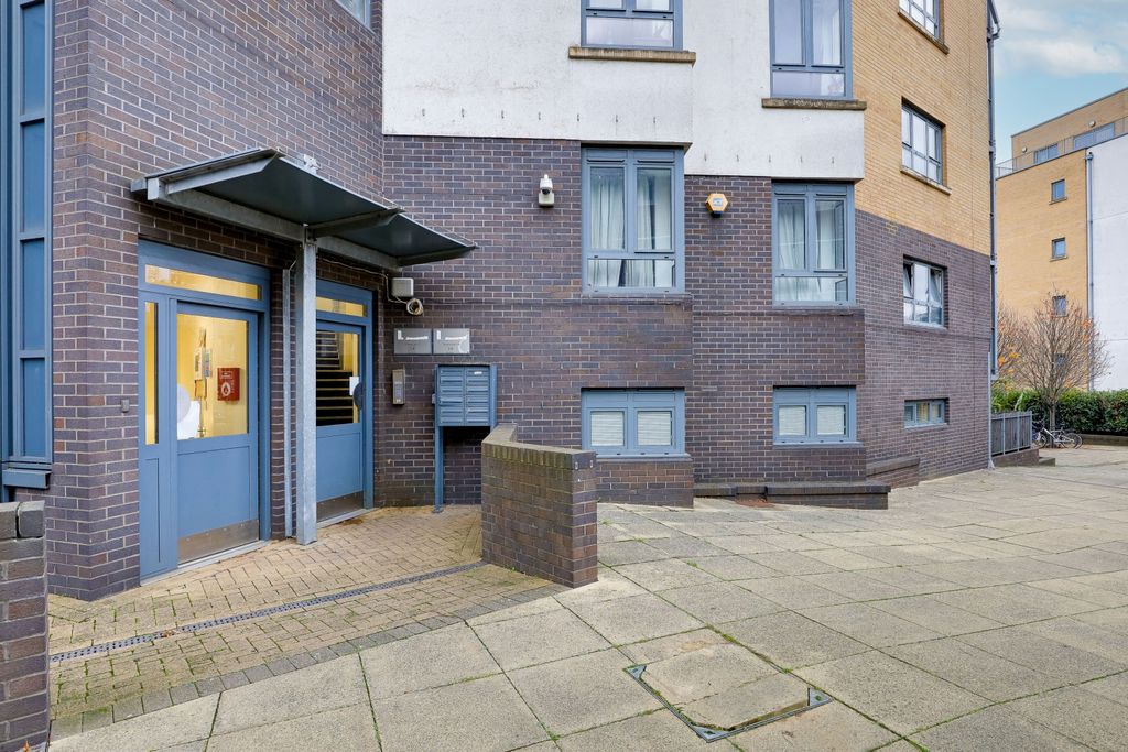 Property photo 1 of 14 Raw_12