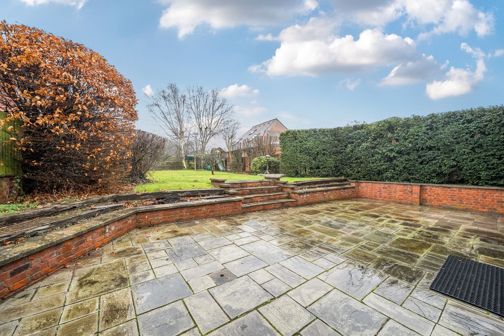 Property photo 2 of 15