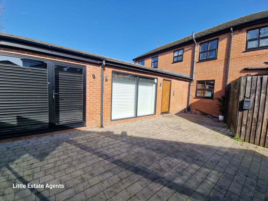 Property photo 1 of 12 Photo 1