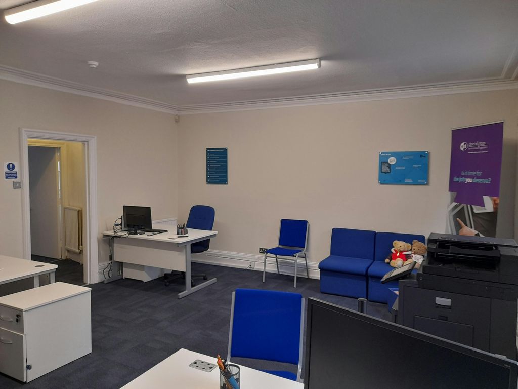 Property photo 2 of 5 20251008_130511.Jpg