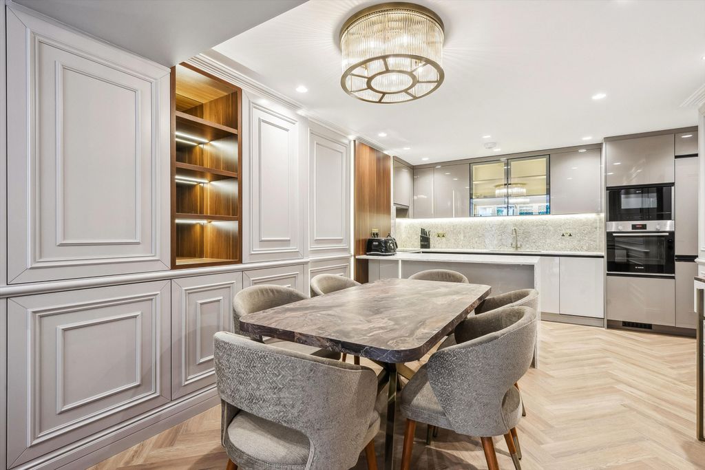 Property photo 2 of 16 Image