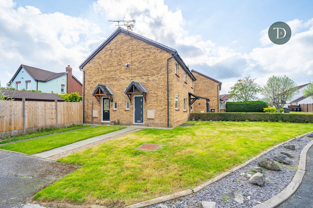 Property photo 1 of 21