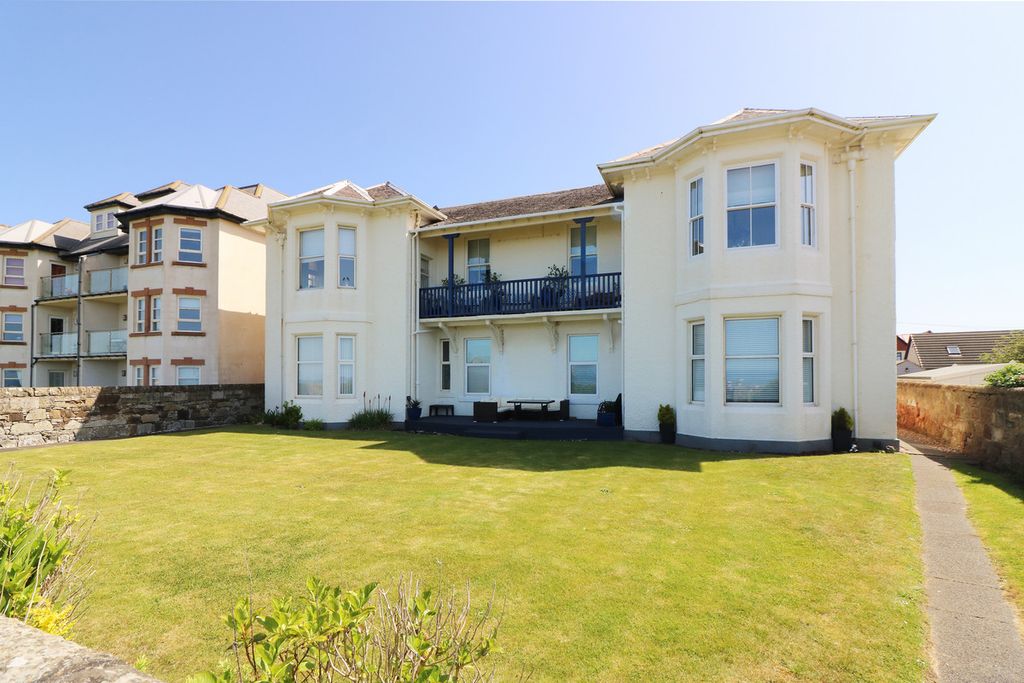 Property photo 1 of 25