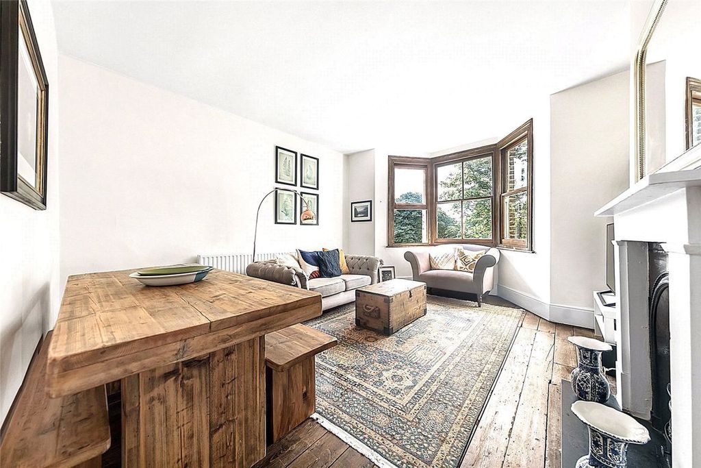 Property photo 1 of 6