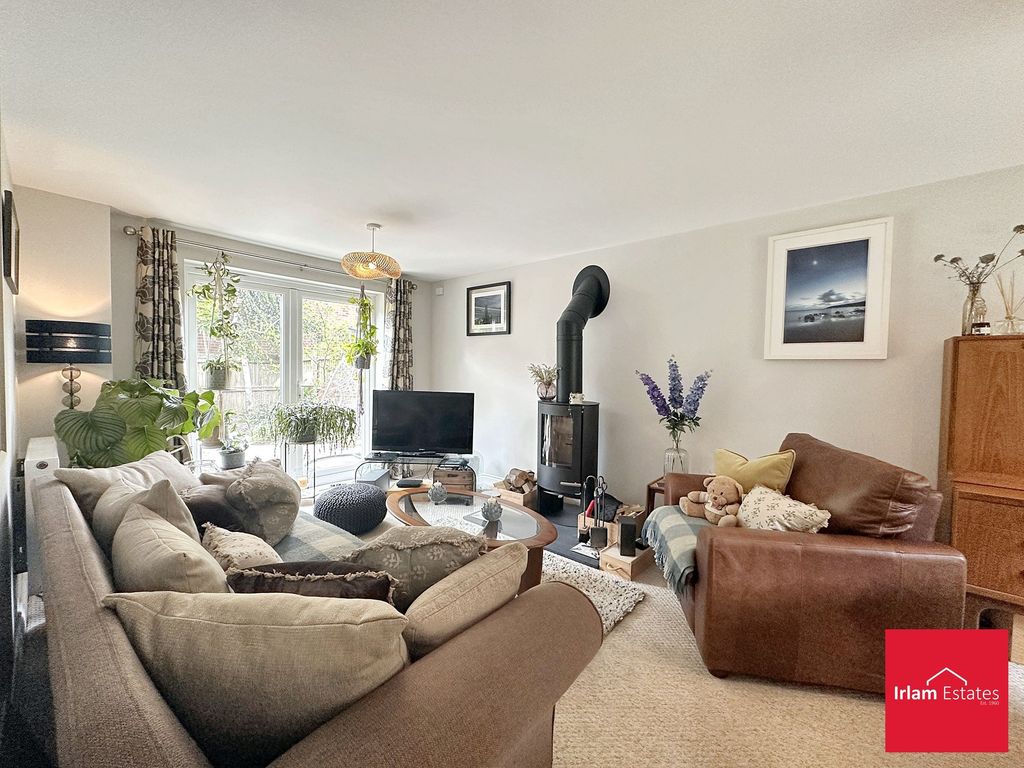 Property photo 3 of 25