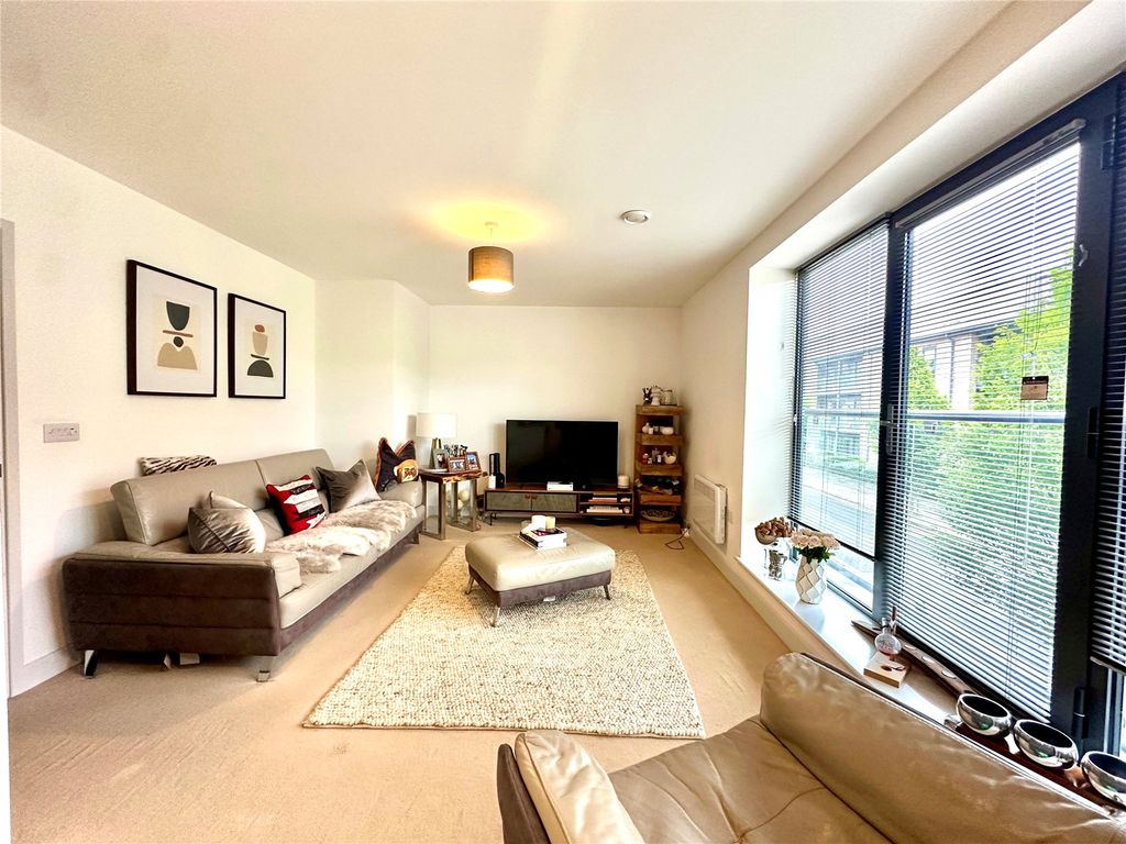 Property photo 2 of 8 Picture No. 08