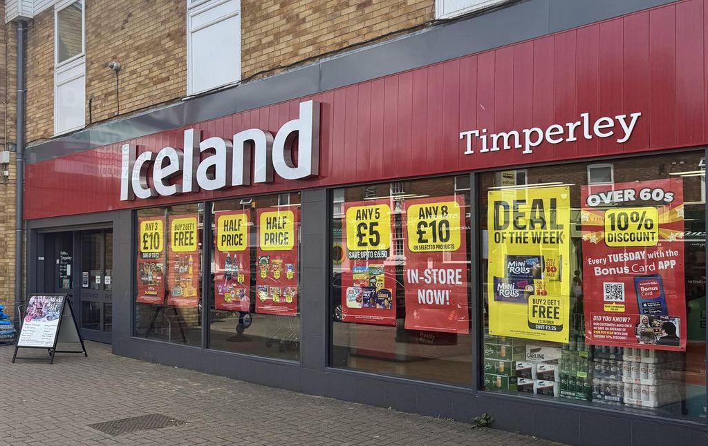 Property photo 2 of 6 258260 Stockport Road_Commercial For Sale4.Png