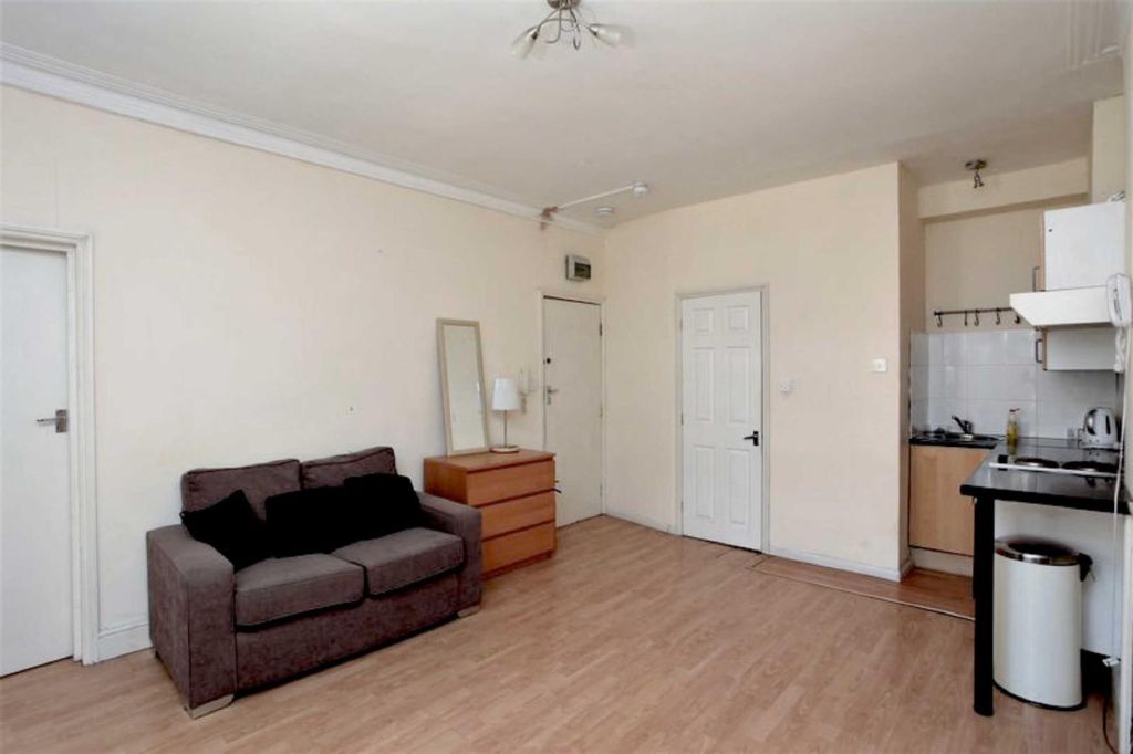 Property photo 2 of 6 Living Room