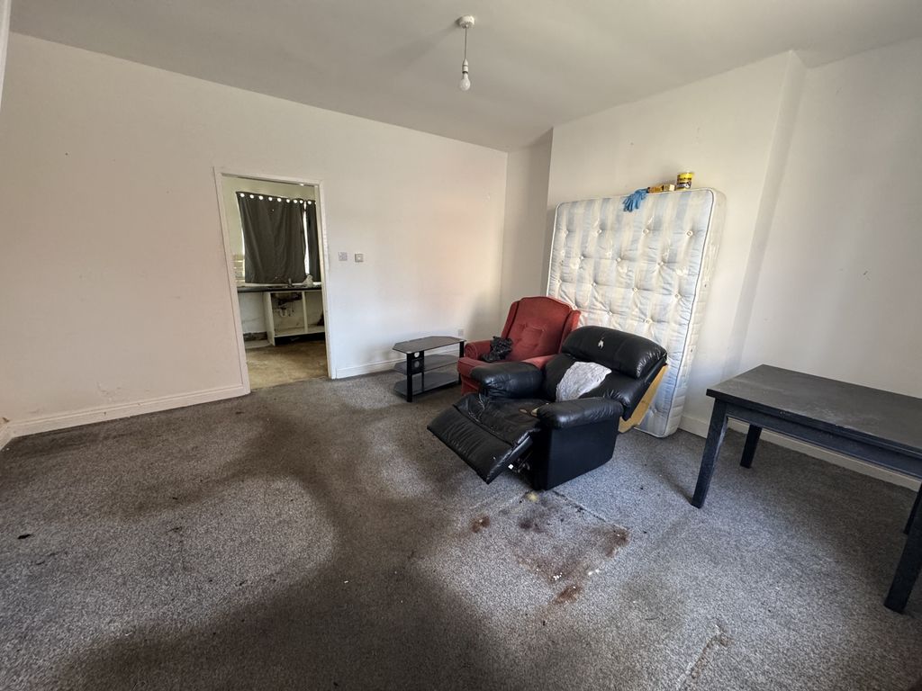 Property photo 2 of 7 Img_3883