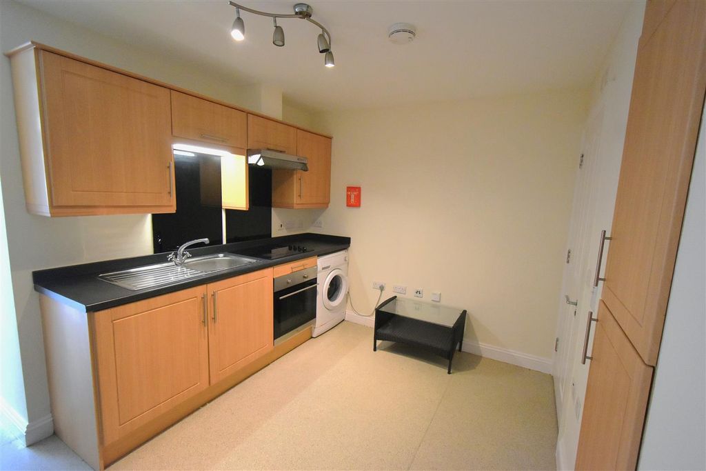 Property photo 3 of 5