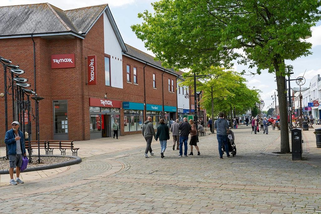 Property photo 2 of 5 Poundland, Costa & Unit 7A Market Quay, Fareham Final-Web8.Jpg
