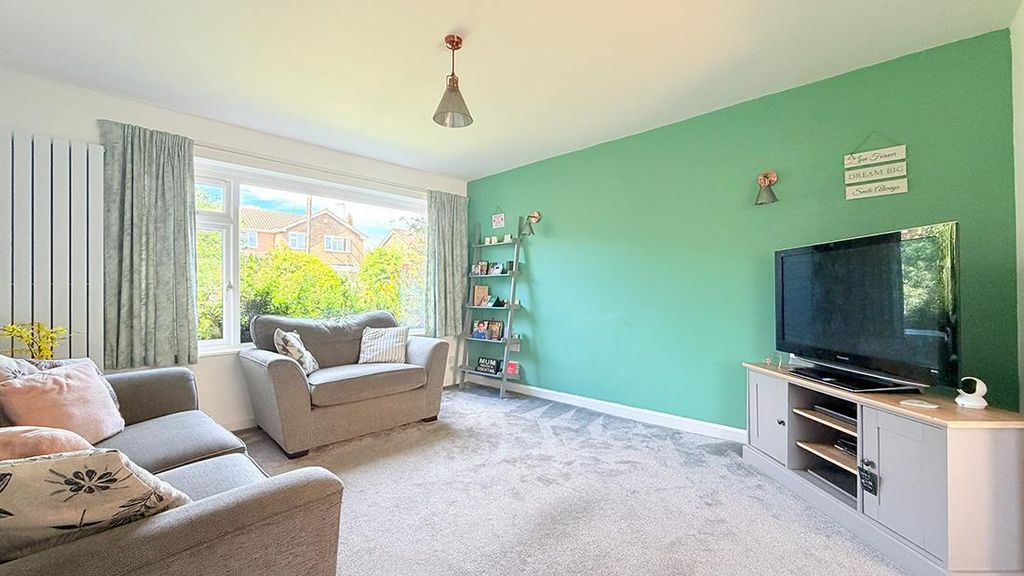 Property photo 2 of 19
