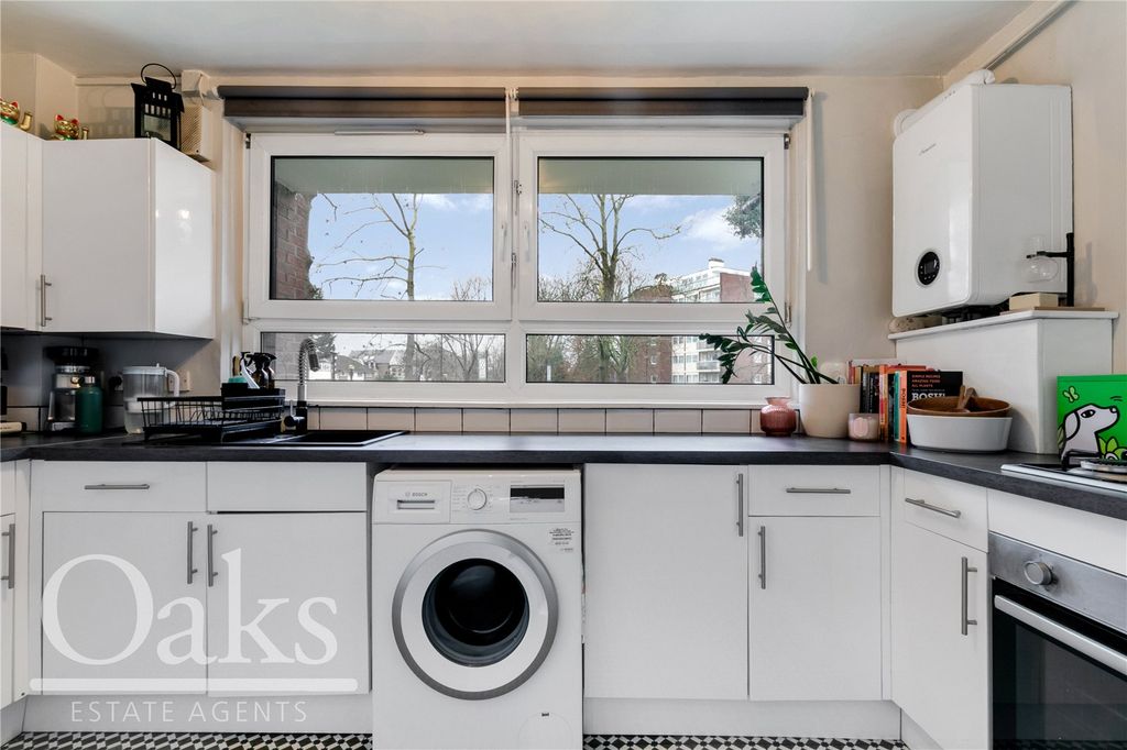 Property photo 2 of 8 Picture No. 04