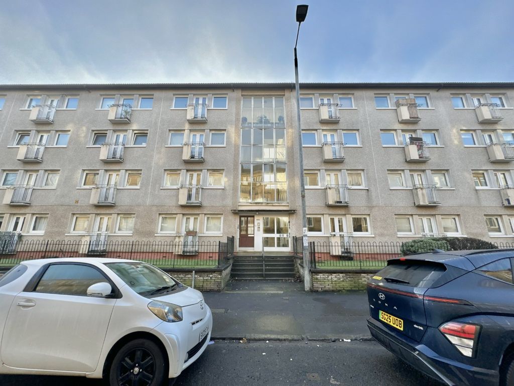 Property photo 1 of 9