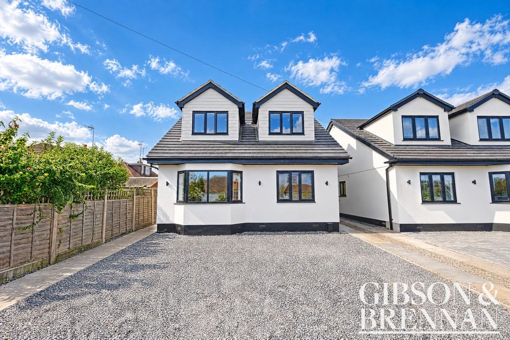 Property photo 1 of 46 5572380