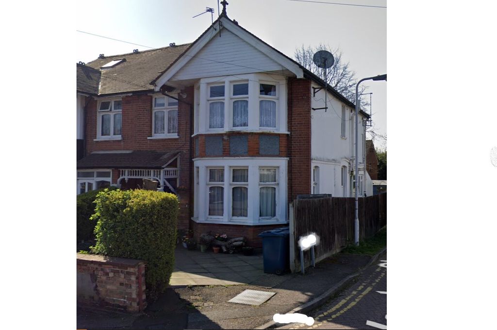 Property photo 1 of 7