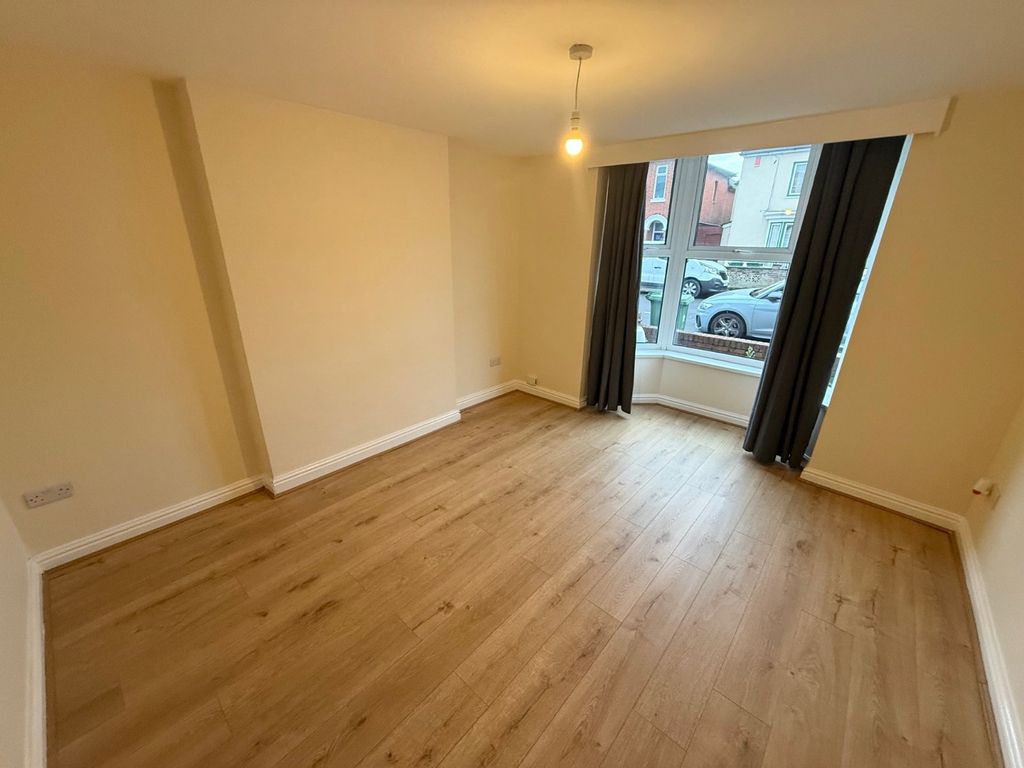 Property photo 3 of 10 Picture No. 25