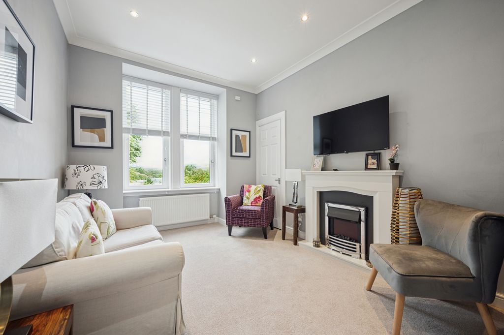Property photo 2 of 17 2