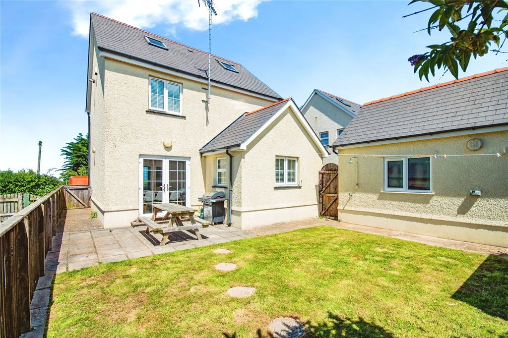 Property photo 3 of 22 Picture No. 44