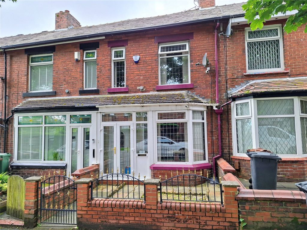 Property photo 1 of 15 Front External