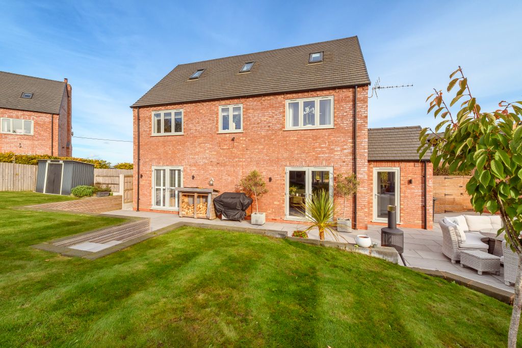 Property photo 2 of 33 Rear Aspect