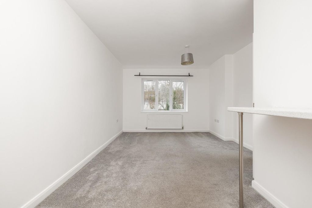 Property photo 1 of 21 Char4924.Jpg