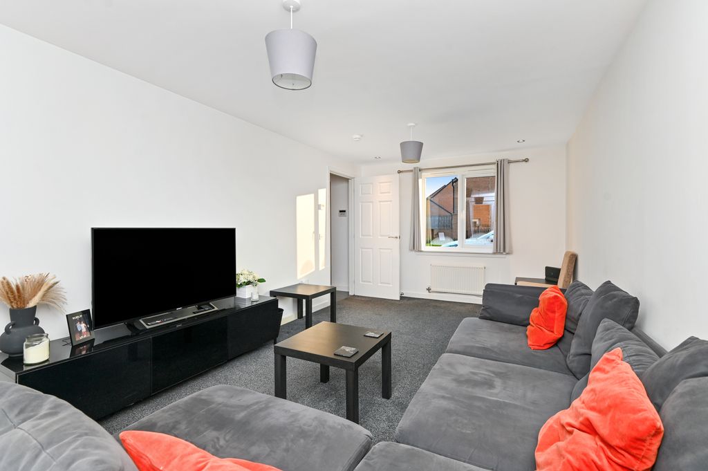 Property photo 2 of 19 Property Image 2