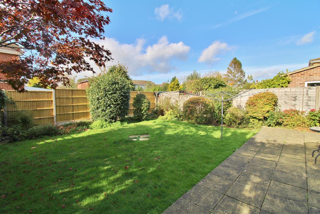 Property photo 2 of 35