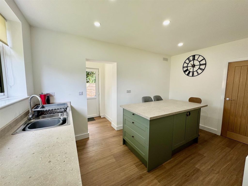 Property photo 2 of 15 Nine.Jpg