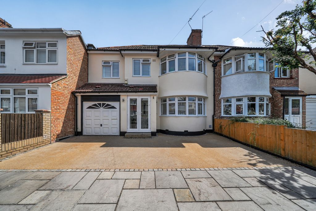 Property photo 1 of 16 1486659-1-6A47Aba...