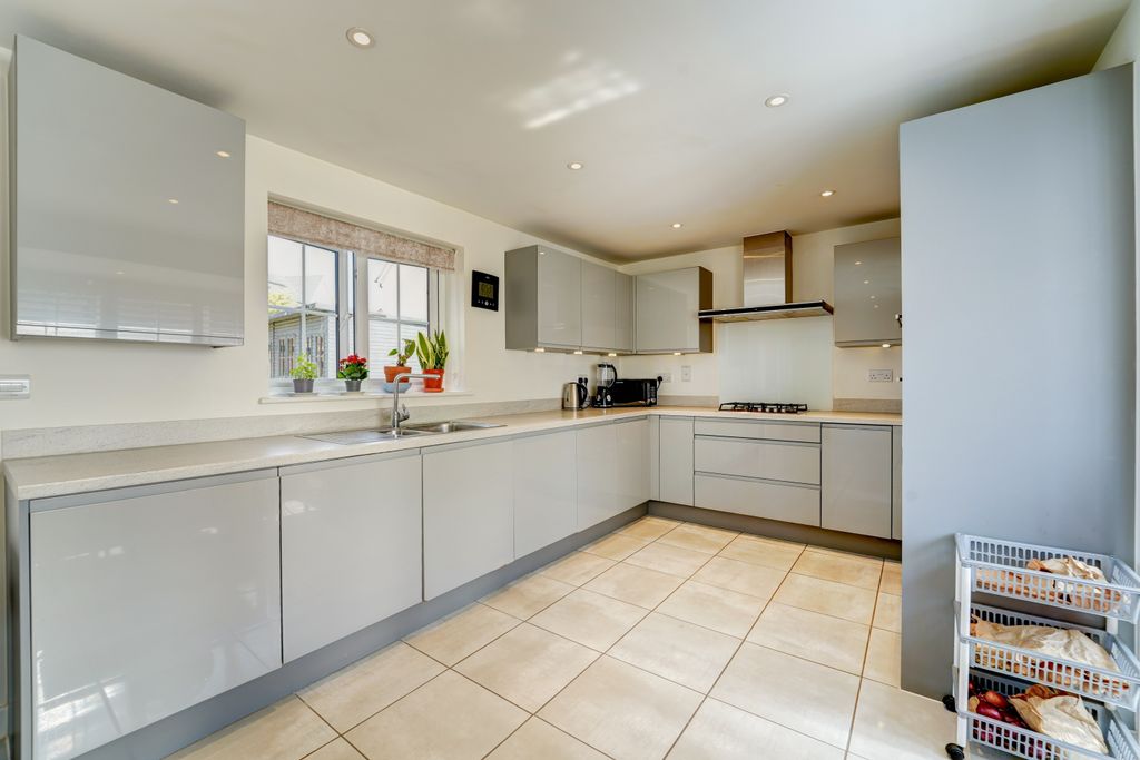 Property photo 1 of 38 Kitchen Shot 2