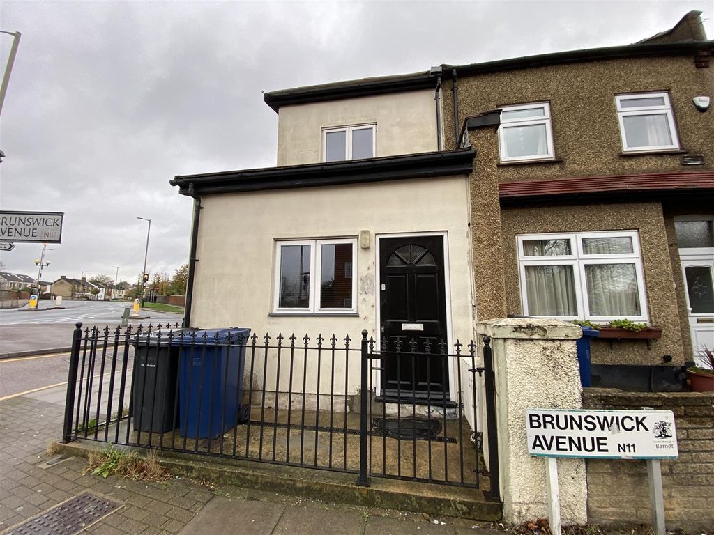 Property photo 1 of 8 Front.Jpg