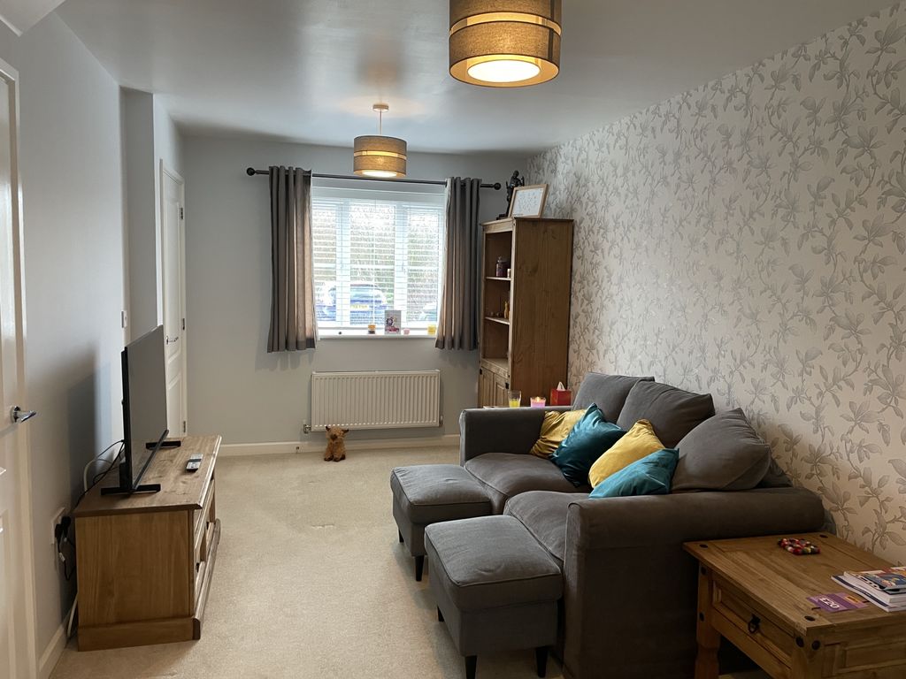 Property photo 2 of 12 Img_5216