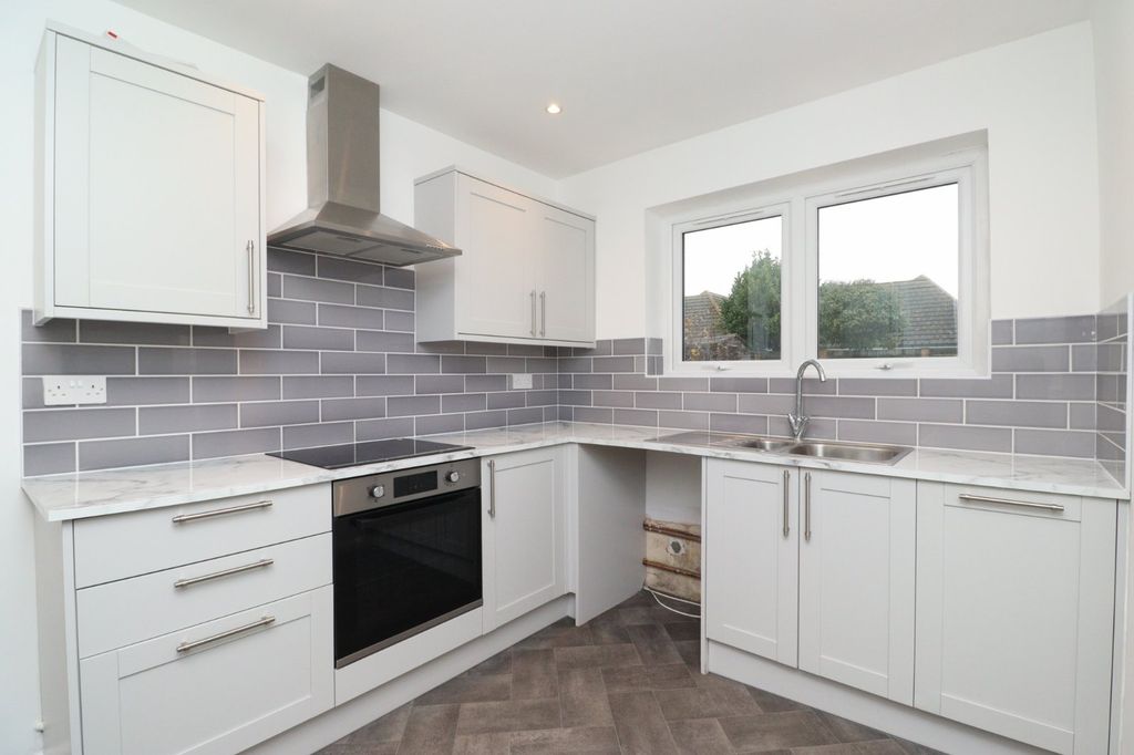 Property photo 2 of 13 Picture 2