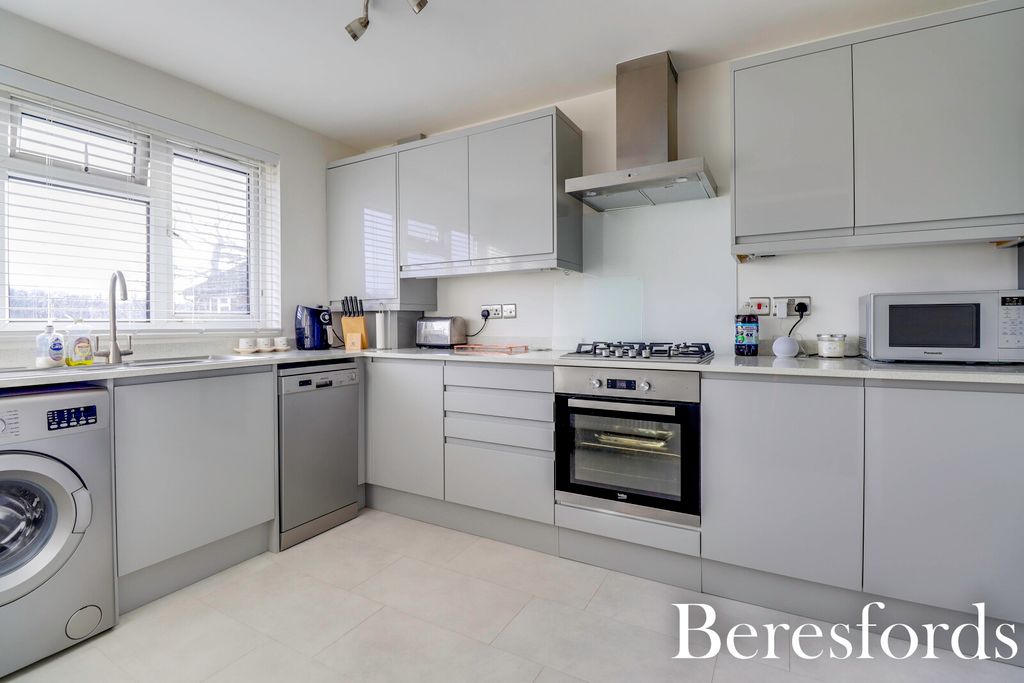 Property photo 3 of 9 Picture No. 02